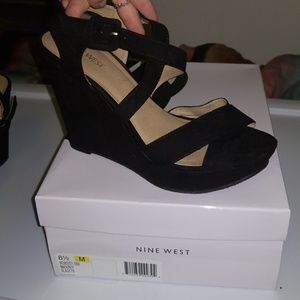 !!! Nine west black suede wedges size 8.5